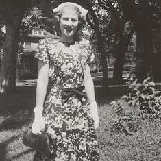 Mary styling in Omaha 1946