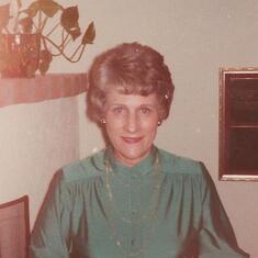 Mom (51) @Grn Vly AZ - Oct 26 1980