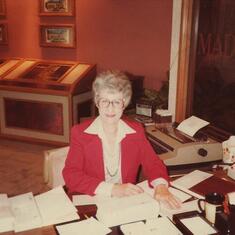 Mom as receptionist @Madera Homes Dec 1983