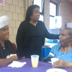 MOM AND SISTERS 9-19-2011