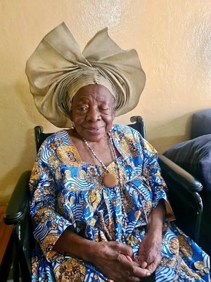 Mama Lydie Djembi