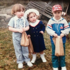 Matt scoping out his strategy for the Cronin's East Egg Hunt with Kerry & Tim O'Neill (1988)