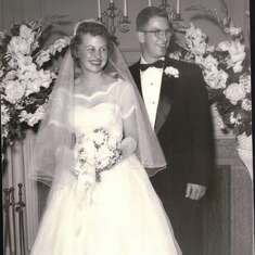 Maurine and Ed wedding photo - 1954