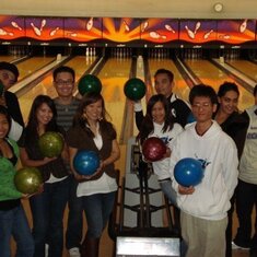2006: APhA bowling fundraiser