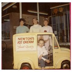 Newtons Ice Cream truck!