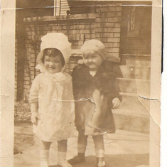 1924 Max on right at Aunt Floras