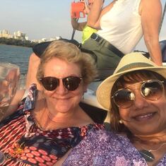 Darwin sunset cruise. Typically with Meet, we got on so well with the fellow passengers that a lot of us went to a bar after & stayed until the wee hours!