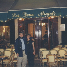 Dusty and Kelly, Paris 1999.  Dusty was immensely amused by the name of the restaurant, "Les Deux Magots".  Of course, at his insistence, we ate there that night.
