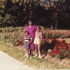 IyeIwa with Adéoti and Babatunde visiting The Park of Roses in Columbus Ohio, 1987