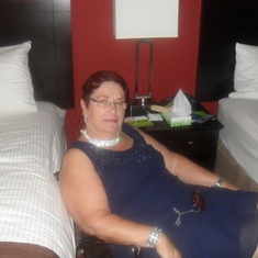 Mummy relaxing after a beautiful wedding in Tennessee
