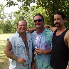 Buddies Randy, Shelton, Michael
