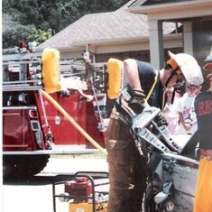 Michael demonstrating Jaws of Life at Hustonville KY