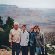 muss family grand canyon 2001
