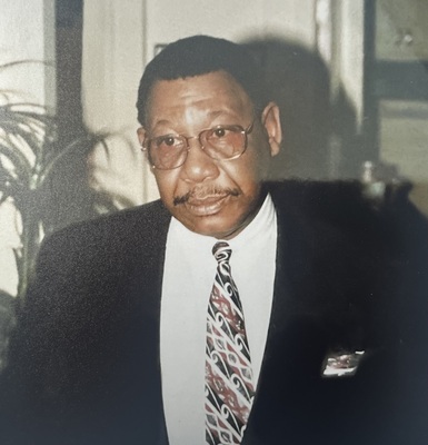 Michael Scales