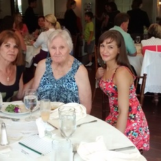 Lisa, Grandma and Jess at Melissa's Shower