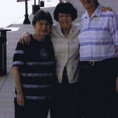 Bessie, Miriam, Ellie.  Nashville 2002