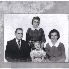 mom and daddy with Golda and sharon