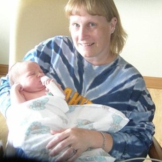 Molly with her first granddaughter (Madeysen)