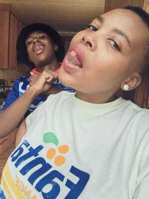 Mpho Ya badimo yeketilweng Mangaka