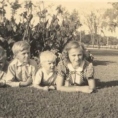 Nancy & Siblings - 1939 