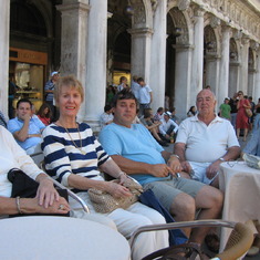 2006 - The Plaza San Marcos in Venice, after shopping adventures