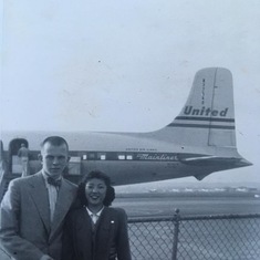 Nancy and Newton arriving in Honolulu from Swarthmore (1949?)