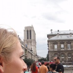 Such a beautiful face in a beautiful city (Paris).