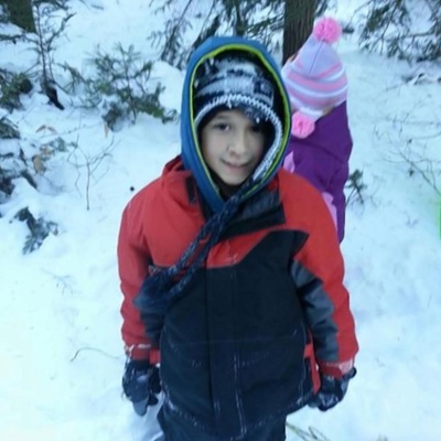 Nathan J Capponi