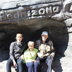 Neill, Gretchen and Michelle at Bearizona