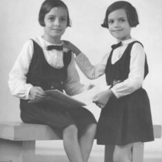 Nieves and Olga as girls
