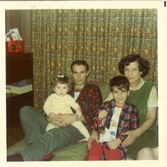 Grandma Larkin, Nina Marie's Dad Jim, Nina Marie & Keith