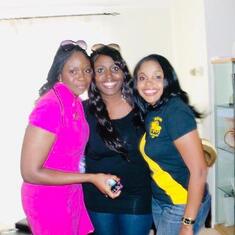 With her cousins, Anne Udoewah and Sandra Udoewah-Newsome.
Summer 2009, London