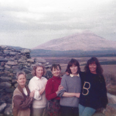The 5 Sisters: Marie, Noreen, Deirdre, Anne, Catherine (1989)