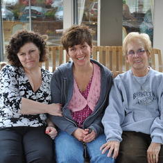 Jackie, Sandy and Norma Jean in PA