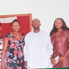 Oli, Cecy, Sammy(brother inlaw), Gloria & Viya,@ Yusufu & Yosi's wedding in Jos; June 2008