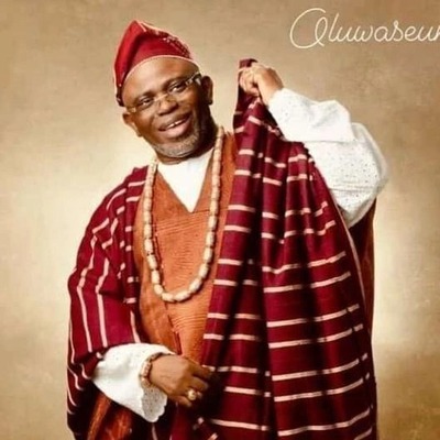 Ọmọ́káyọ̀dé Ọlákúnlé Èṣọ́