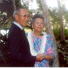 19891230:  Owen and Marjorie Loui at Kahala Hilton Hotel