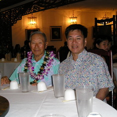 2005 May-Owen and Peter Loui at Yen King Dinner, Kahala Mall