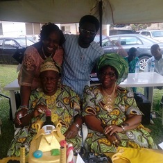 Dad and Mum with Abayomi and Omoloye @ 50th wedding anniversary