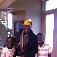 Daddy with grandchildren 'Lola and 'Lolu in Canada