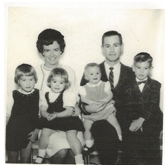 Jehle family photo c. 1964 (front row Laurie, Maureen, Anne Marie, and Bob)