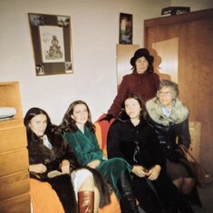Pat with her mother, Mona, and sisters, Rosemary, Jo-Anne & Dorothy