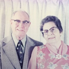 John & Hannah Moroney (Mom & Dad)