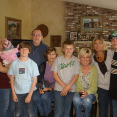 Easter2010, Family picture with Patty.