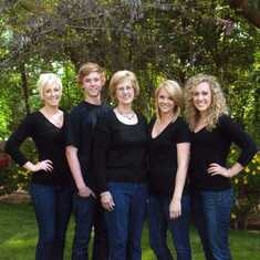 Patty with Amanda, Allison, Suzanne and Vincent Campion (Donna's children)