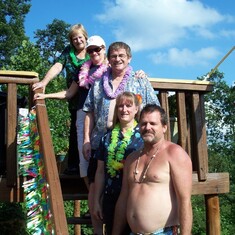 paul with his sisters and brother. we had so much fun i miss you