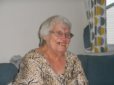 Pauline June Holmes