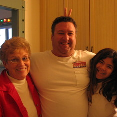 Mamma Peggy, Paul and Samantha