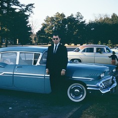 Pete and young family and new car
