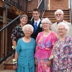 before Greg's wedding, August 2009 -  back: Paulette Foss, Greg, Michael, front: Doris George, Joanne, Phyllis